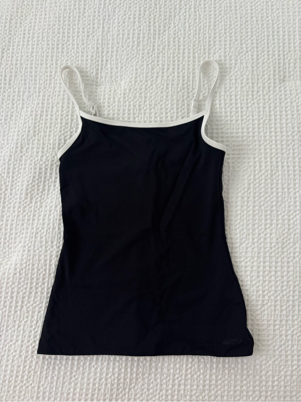 Aritzia Contour Tank